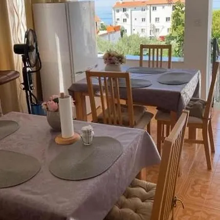 By The Sea Tucepi, Makarska - 22656 Apartment *