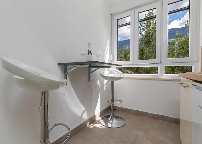 Apartment By The Sea Tucepi, Makarska - 22656 Tučepi